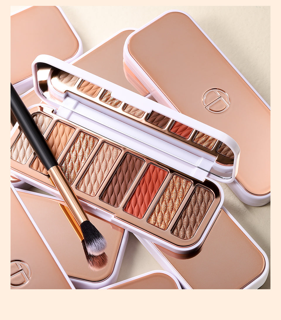 O.TWO.O Luxury Gold Eyeshadow Palette