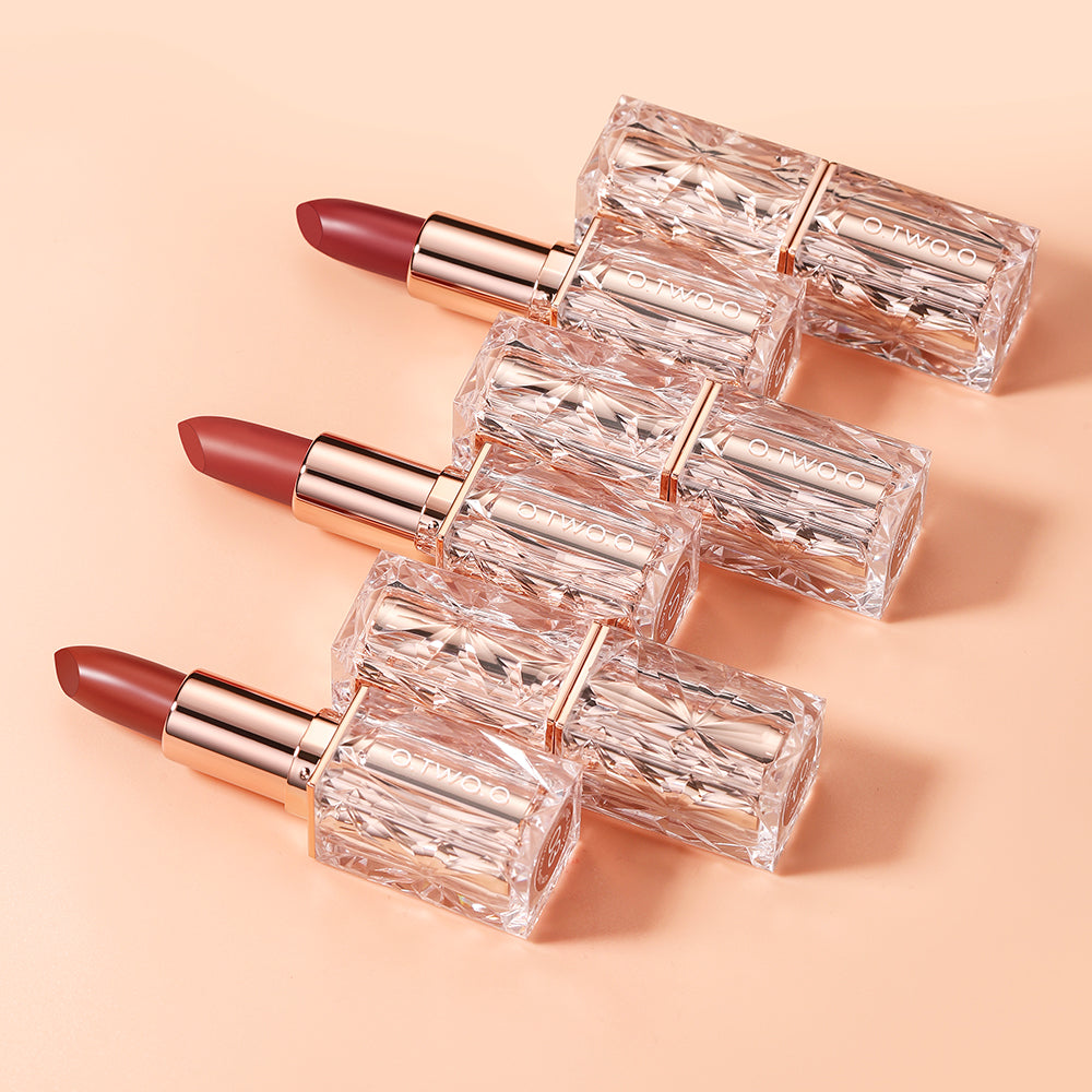 O.TWO.O Velvet Matte Super Stay Lipstick