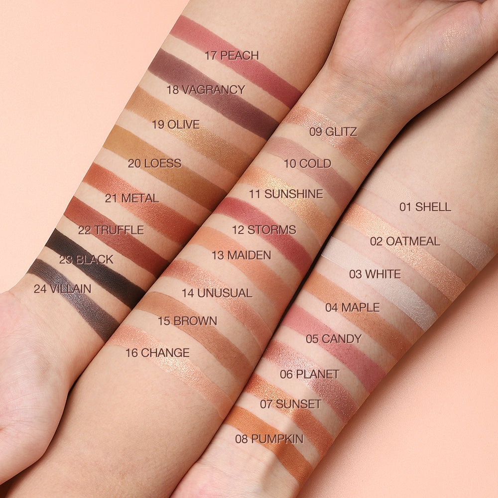 O.TWO.O Allure 24 Color Eyeshadow Palette
