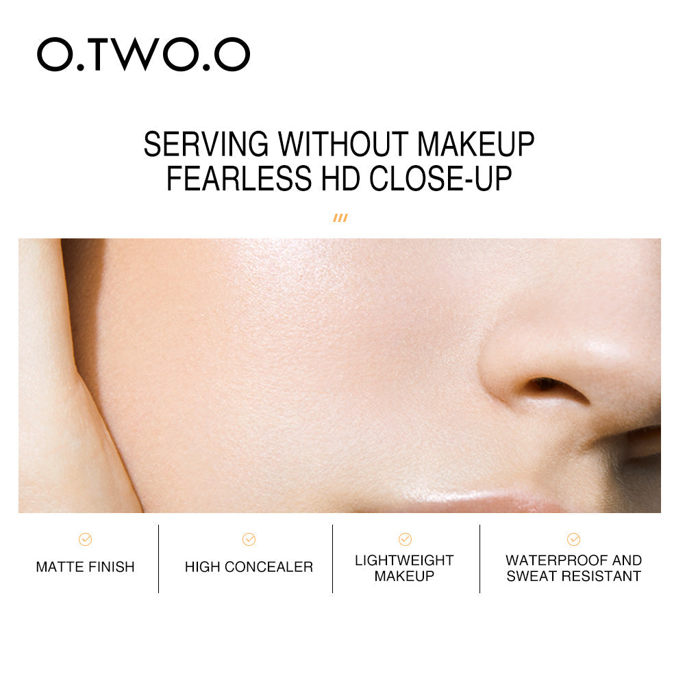 O.TWO.O Full Coverage Whitening Sweat Liquid Foundation