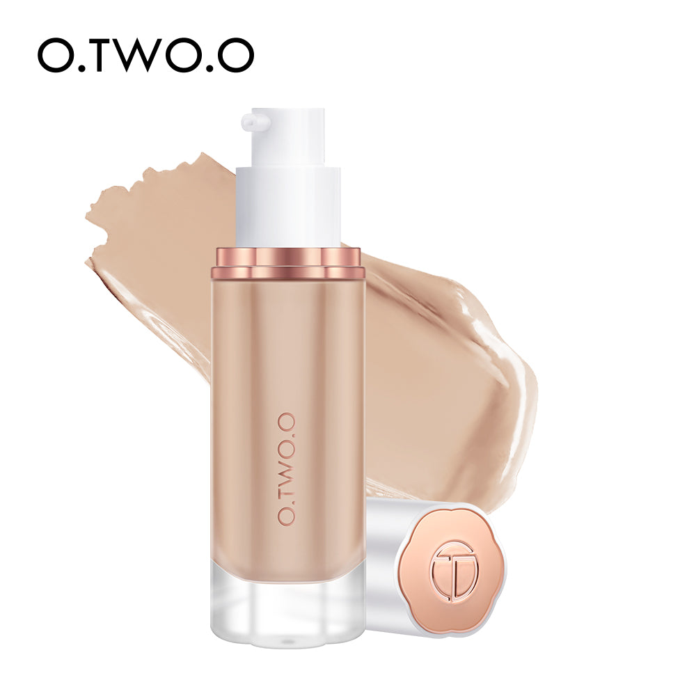O.TWO.O Full Coverage Whitening Sweat Liquid Foundation