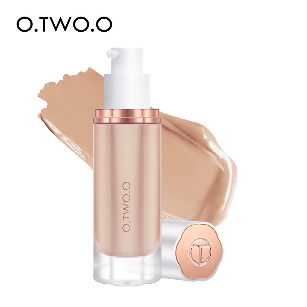 O.TWO.O Full Coverage Whitening Sweat Liquid Foundation