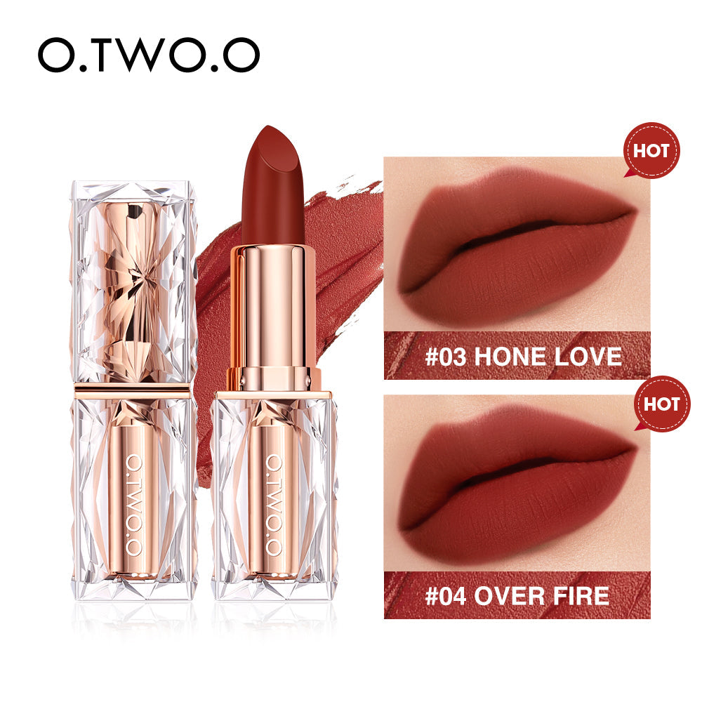 O.TWO.O  Velvet Matte Super Stay Lipstick