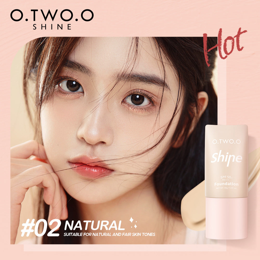 O.TWO.O SHINE High Coverage Natural Liquid Foundation