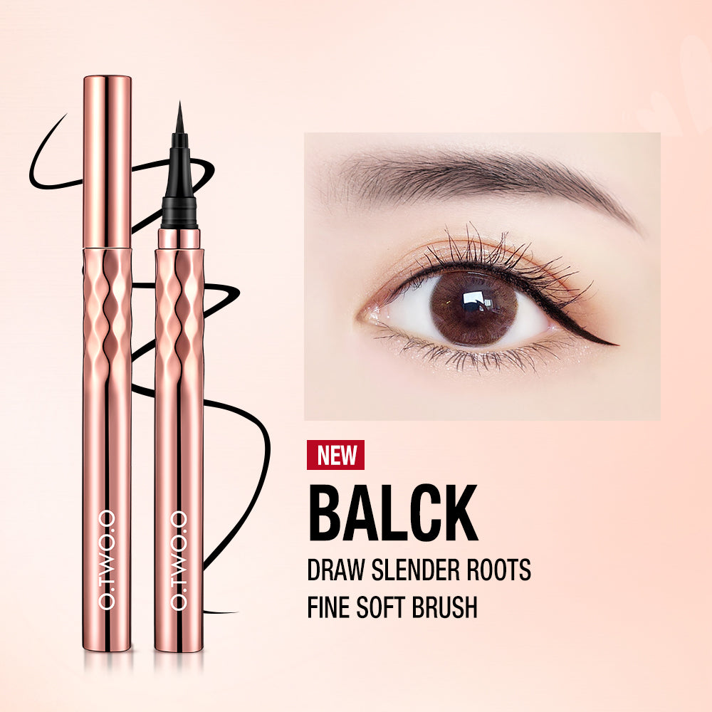 O.TWO.O Smooth and Long-Lasting Black Eyeliner