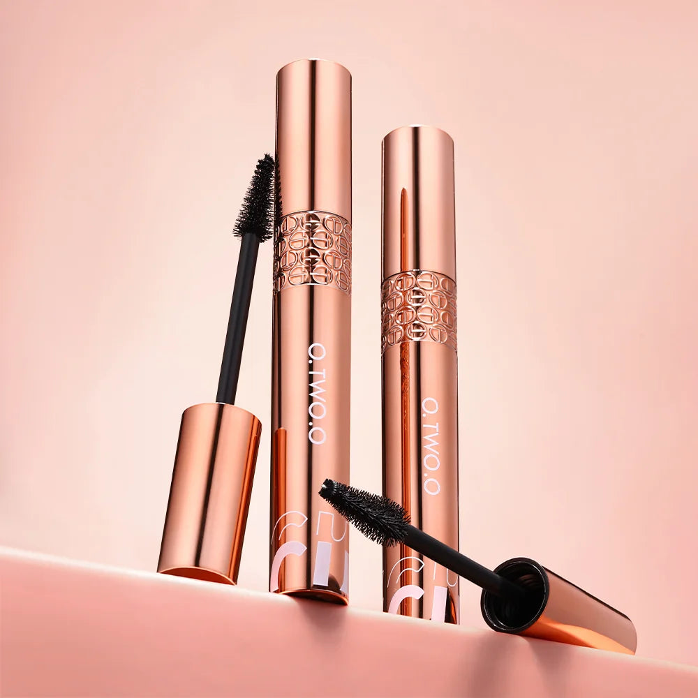 O.TWO.O 5D Mascara