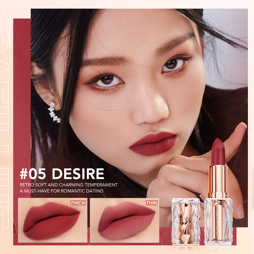 O.TWO.O  Velvet Matte Super Stay Lipstick