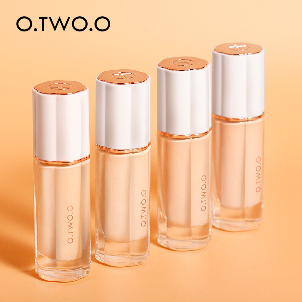 O.TWO.O High Concealer Moisturize Liquid Foundation with 4 colors