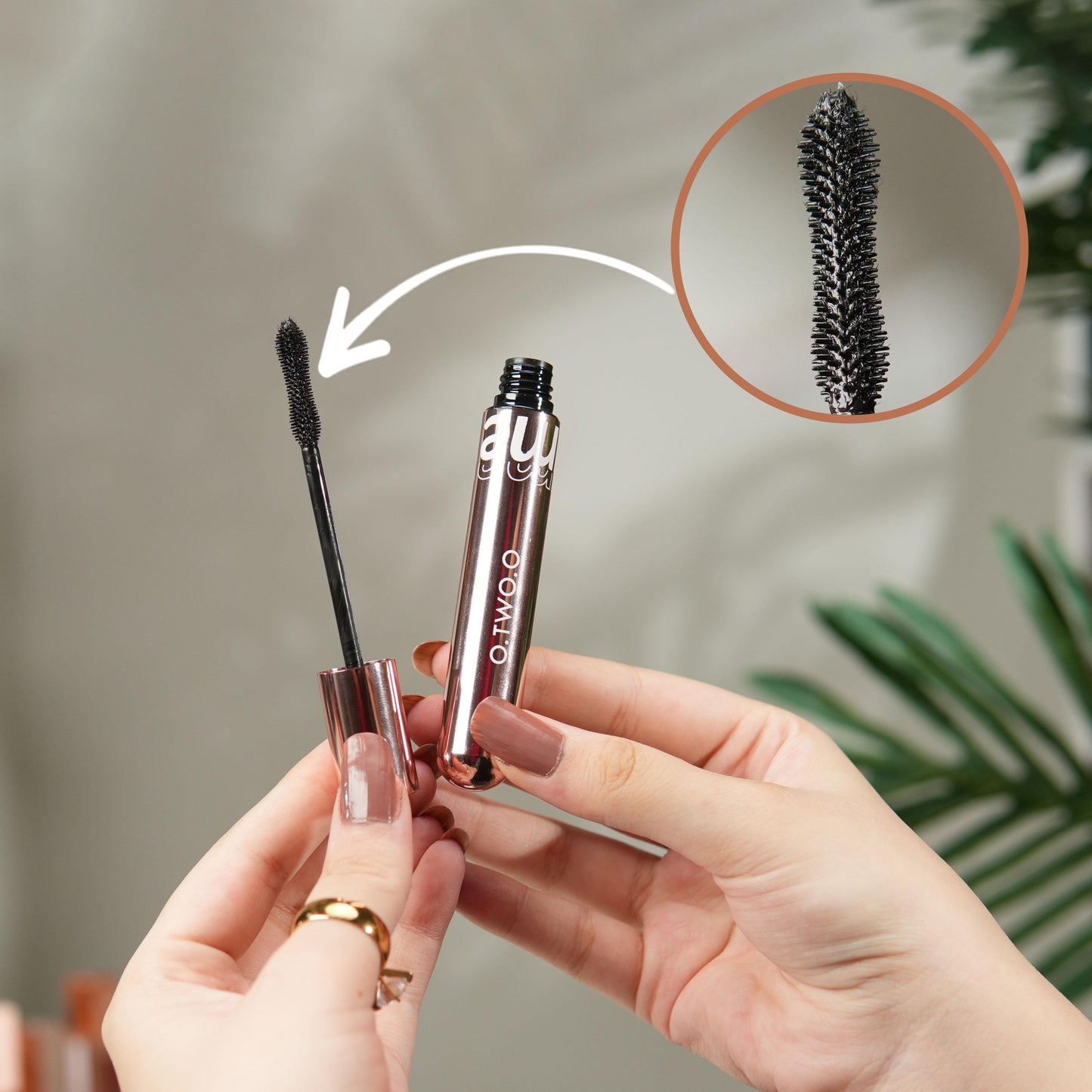 O.TWO.O Volume & Curling Mascara